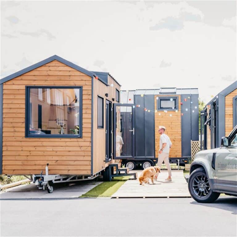Tiny Houses: Vaste fundering vs. wielen - wat is de beste keuze?