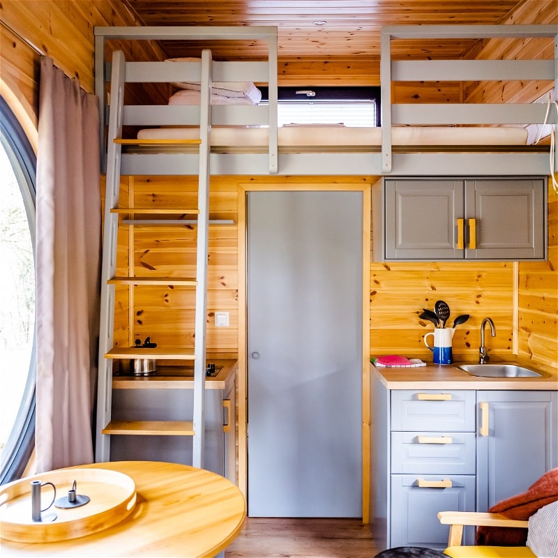 Tiny House gemeubileerd trap + keuken